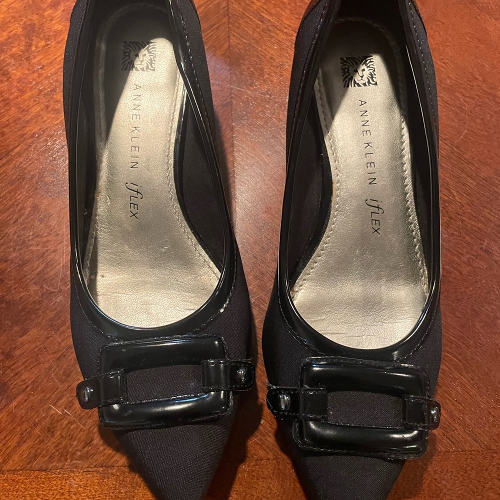 Anne Klein kitten heel shoes
